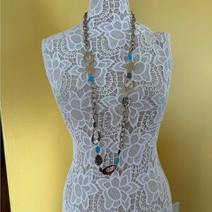 Elegant Gold and Blue Necklace